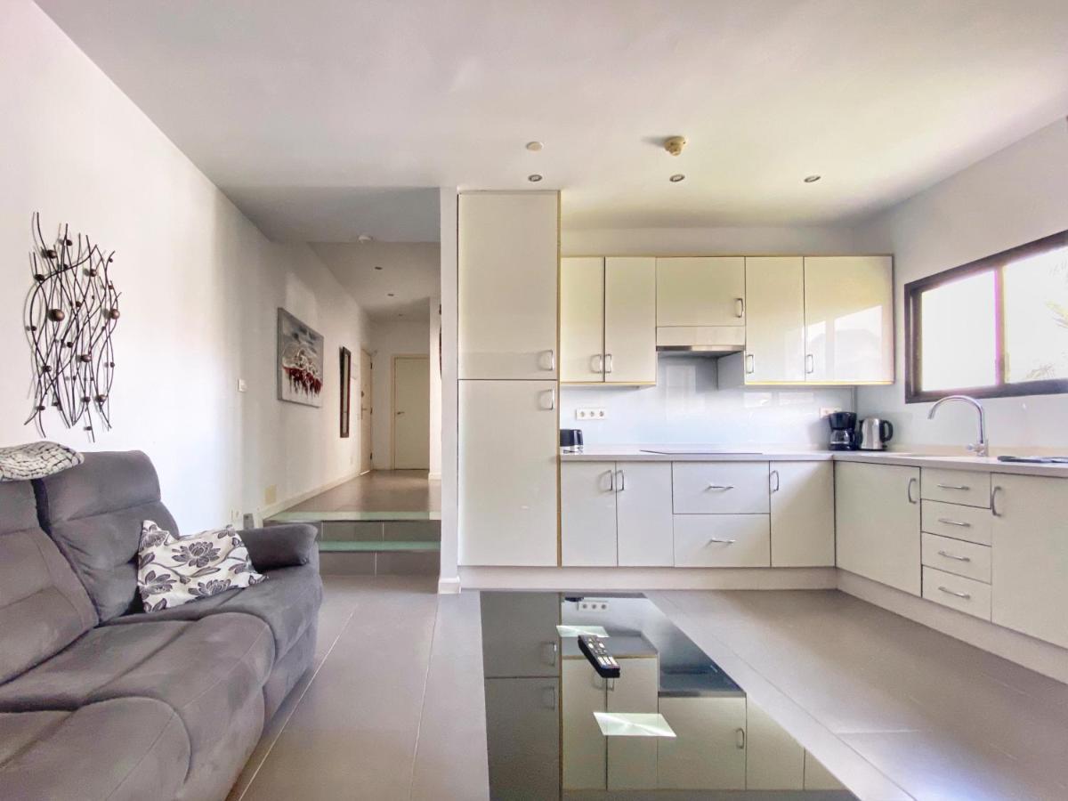 1 Bed Los Cristianos Near The Bus Station Arona  Ngoại thất bức ảnh